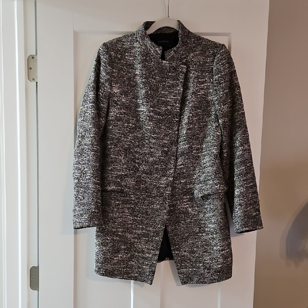 Zara  Gray And Black Tweed Blazer Jacket Size Large